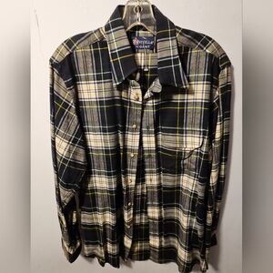 Vyella Men's Black and Yellow Plaid Shirt